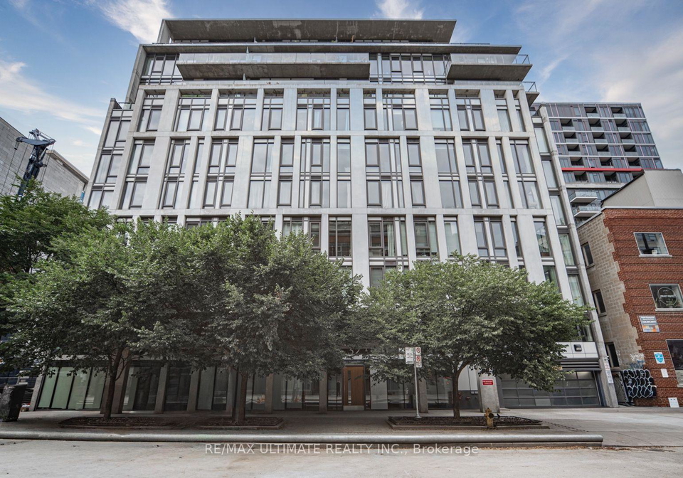 32-camden-street-toronto-toronto-ontario-c13633836
