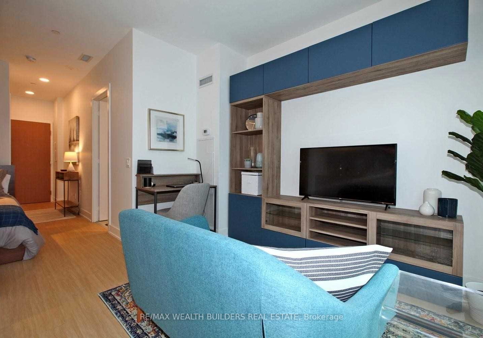7-grenville-street-toronto-toronto-ontario-c13634072