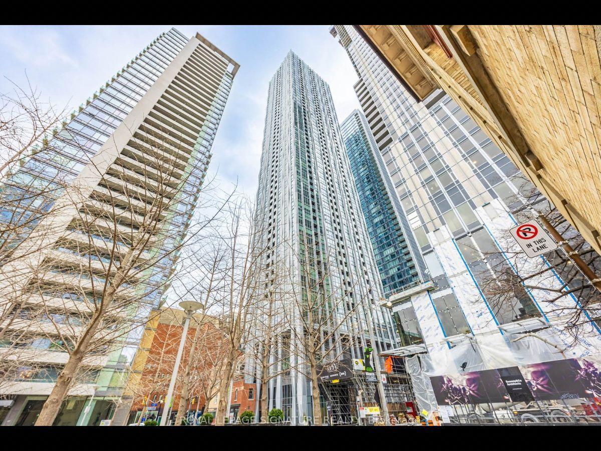 1-yorkville-avenue-toronto-toronto-ontario-c13634376