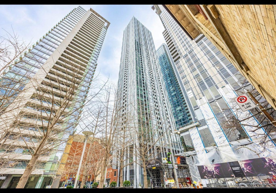 1-yorkville-avenue-toronto-toronto-ontario-c13634376