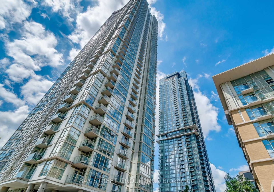 35-mariner-terrace-toronto-toronto-ontario-c13634388