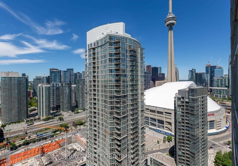 35-mariner-terrace-toronto-toronto-ontario-c13634388