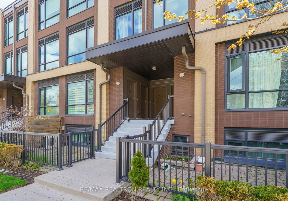 639-lawrence-avenue-w-toronto-toronto-ontario-c13634654