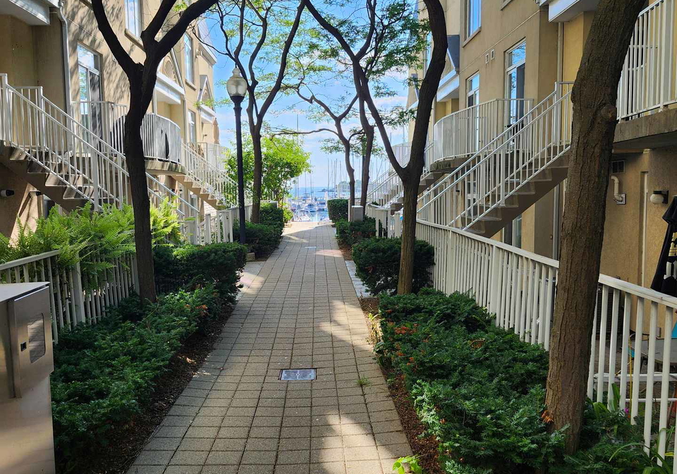 30-stadium-road-toronto-toronto-ontario-c13634858
