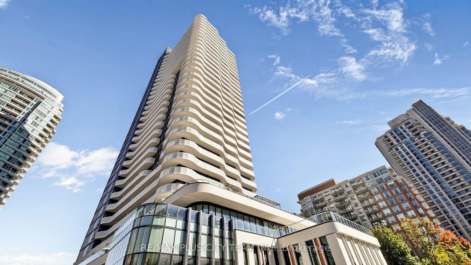 15-holmes-avenue-toronto-north-york-ontario-c13634926