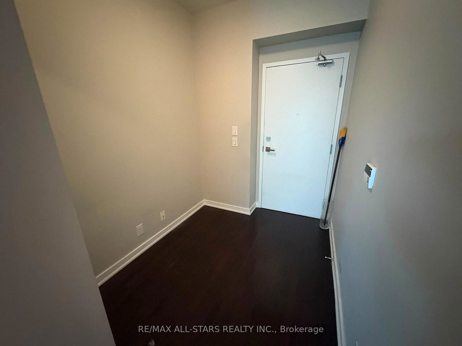 14-york-street-toronto-toronto-ontario-c13635080