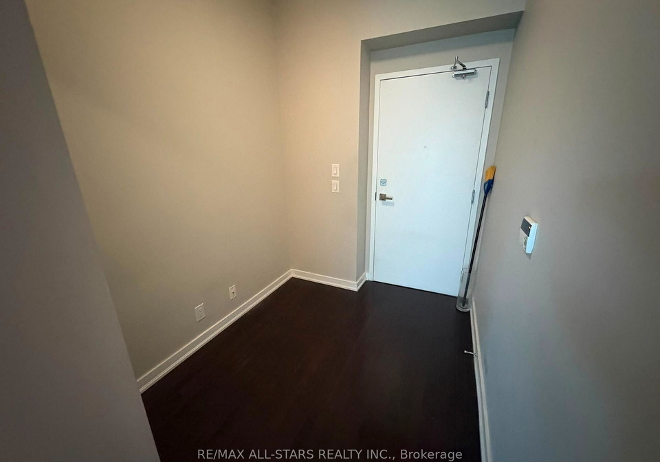 14-york-street-toronto-toronto-ontario-c13635080