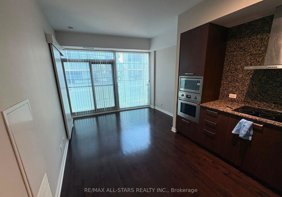 14-york-street-toronto-toronto-ontario-c13635080