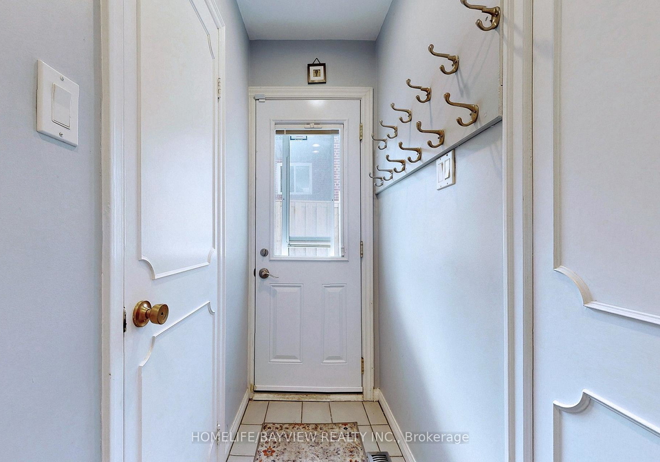 39-shenstonebasement-road-toronto-toronto-ontario-c13635252