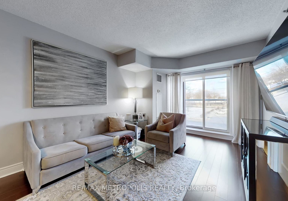 701-sheppard-avenue-w-toronto-toronto-ontario-c13635452