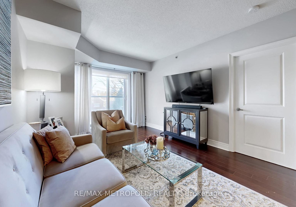 701-sheppard-avenue-w-toronto-toronto-ontario-c13635452