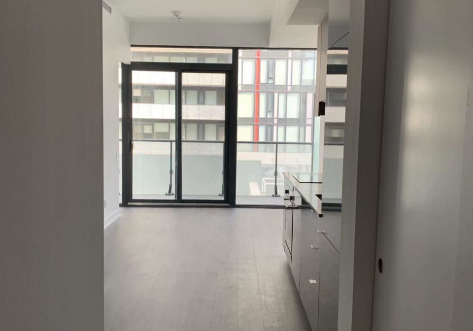 161-roehampton-avenue-toronto-toronto-ontario-c13635458