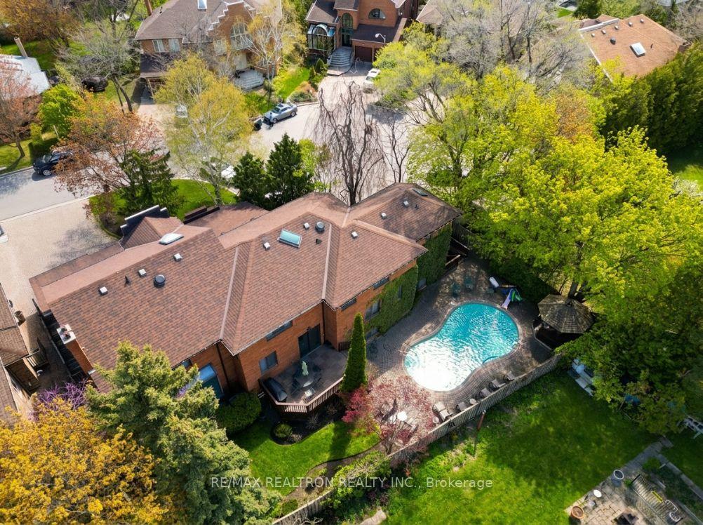 15-sunforest-court-toronto-toronto-ontario-c13635492