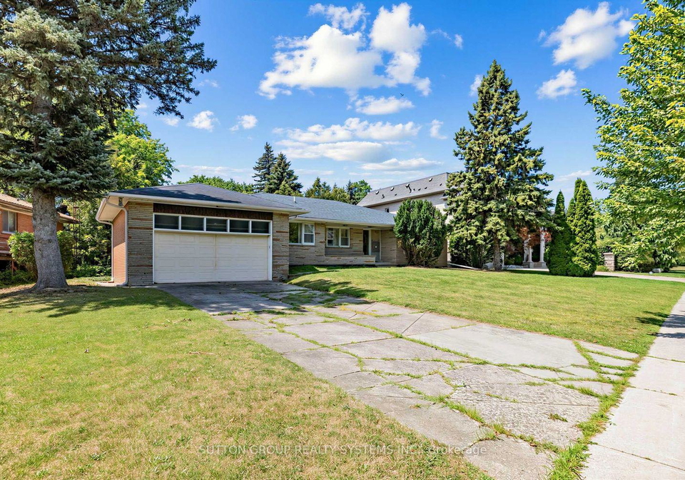 4-banbury-road-toronto-north-york-ontario-c13635540