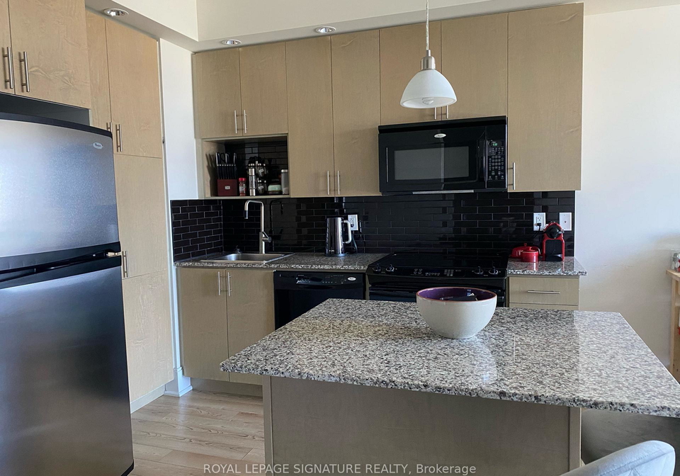 181-wynford-drive-toronto-north-york-ontario-c13635922