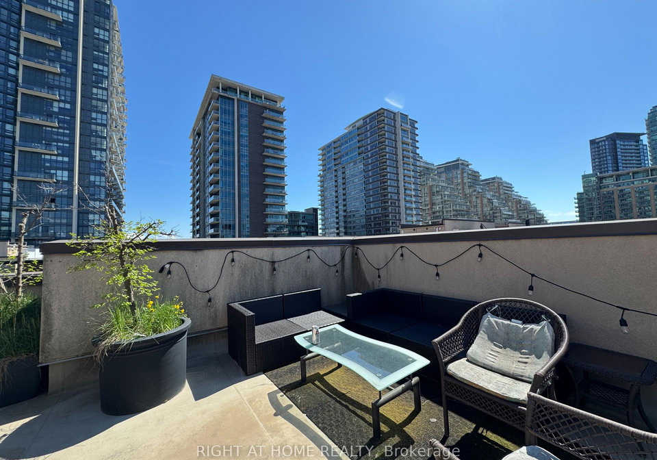 34-western-battery-road-toronto-toronto-ontario-c13636048