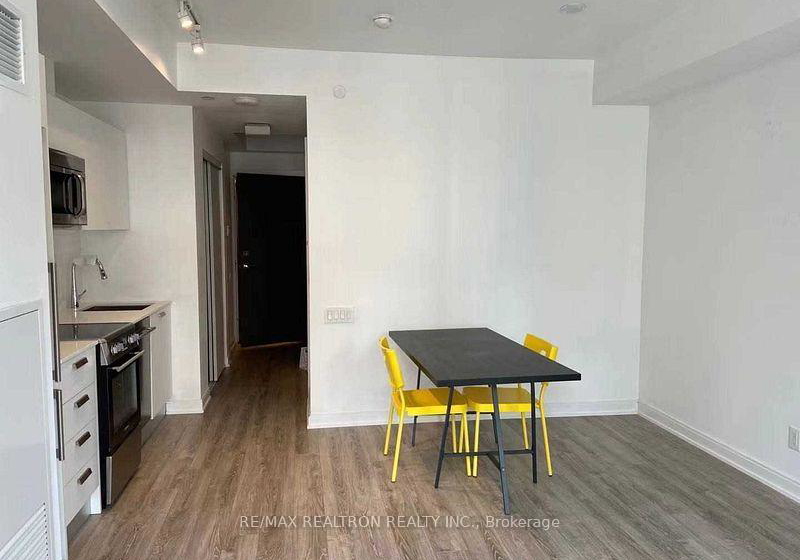42-charles-street-e-toronto-toronto-ontario-c13636110
