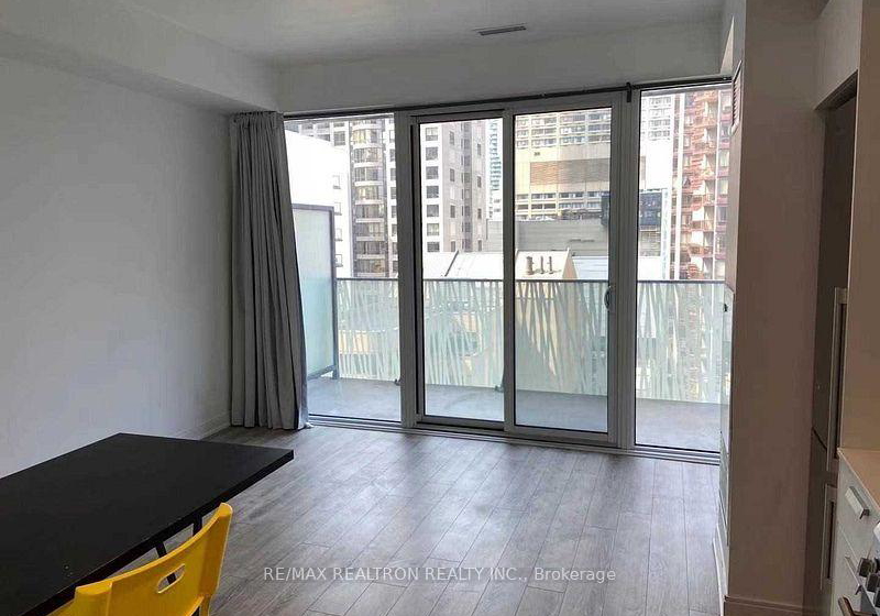42-charles-street-e-toronto-toronto-ontario-c13636110