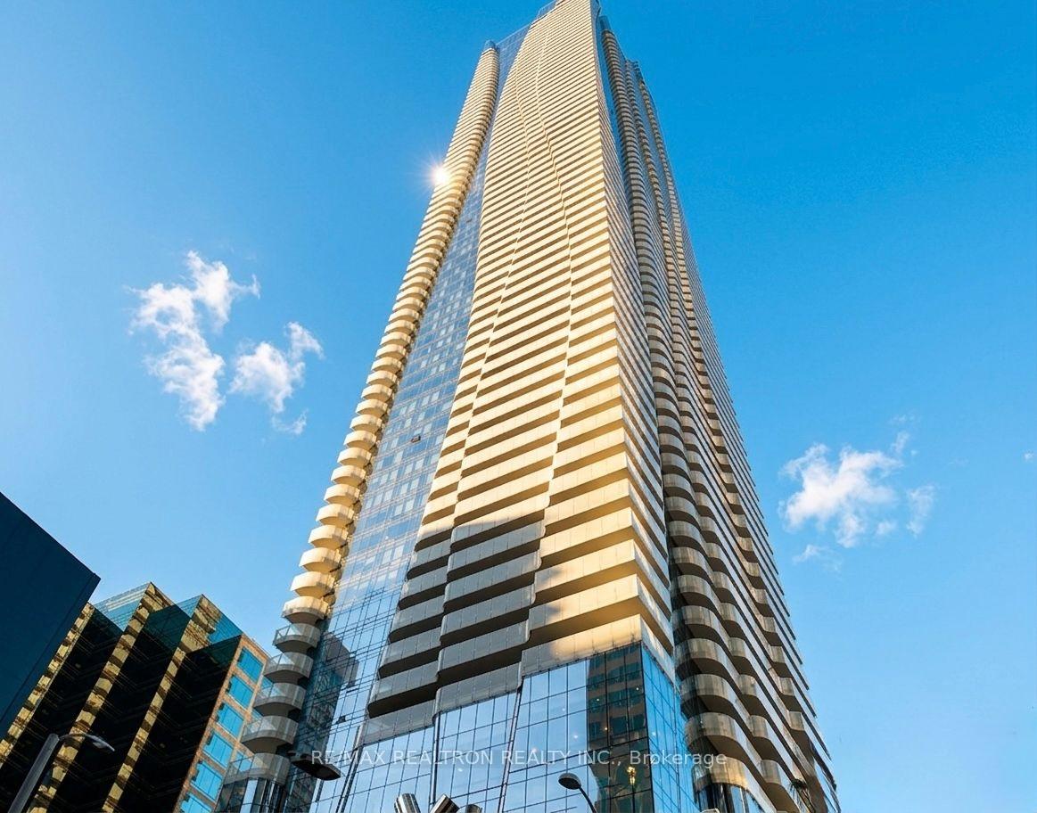 1-bloor-street-e-toronto-toronto-ontario-c13636134