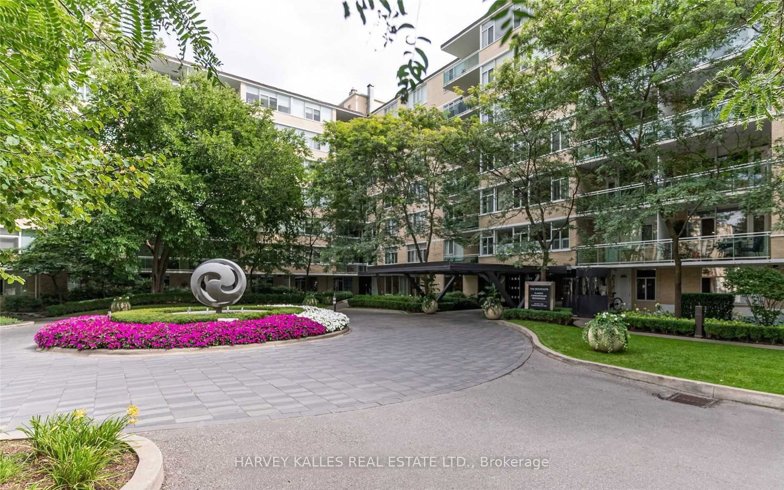 1-benvenuto-place-toronto-toronto-ontario-c13636164