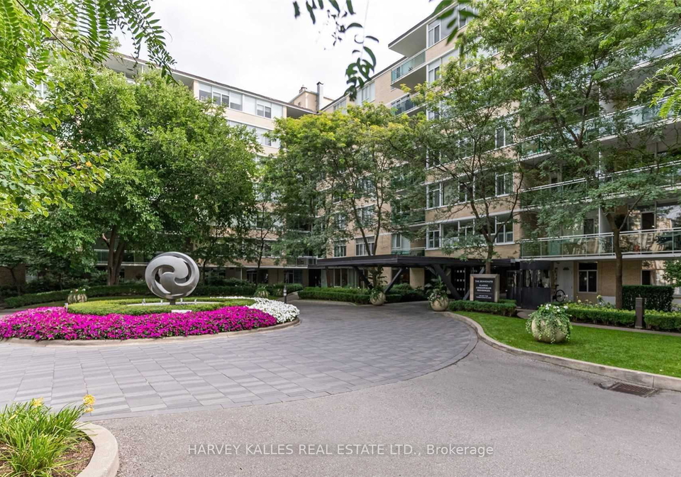 1-benvenuto-place-toronto-toronto-ontario-c13636164