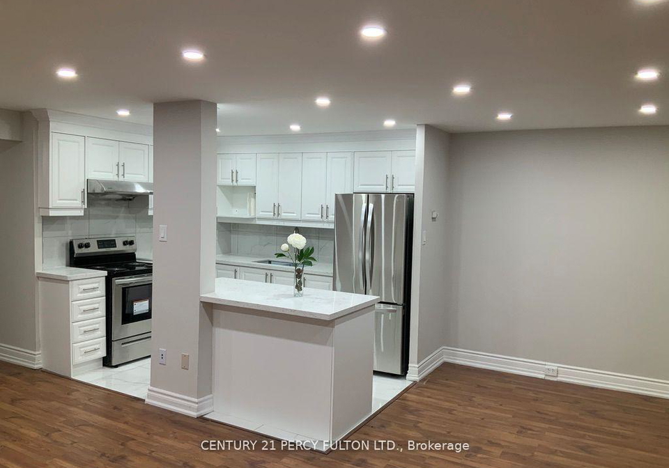 10-sunny-glen-way-toronto-east-york-ontario-c13636302