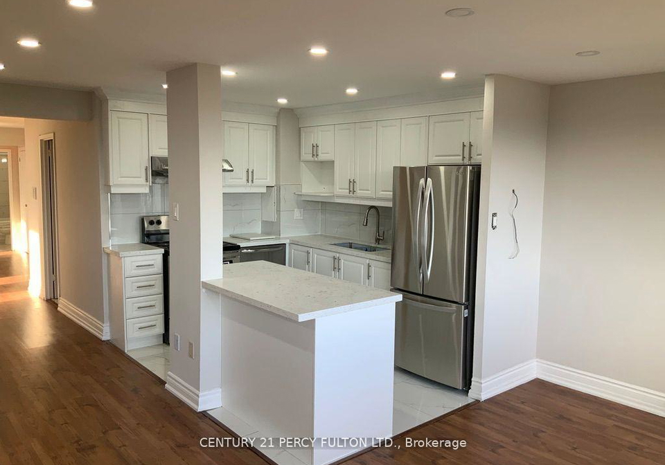 10-sunny-glen-way-toronto-east-york-ontario-c13636302