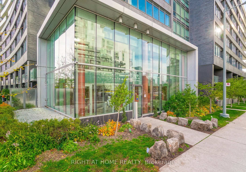120-bayview-avenue-toronto-toronto-ontario-c13636366