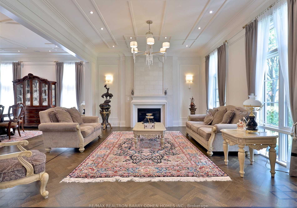 39-arjay-crescent-toronto-north-york-ontario-c13636384