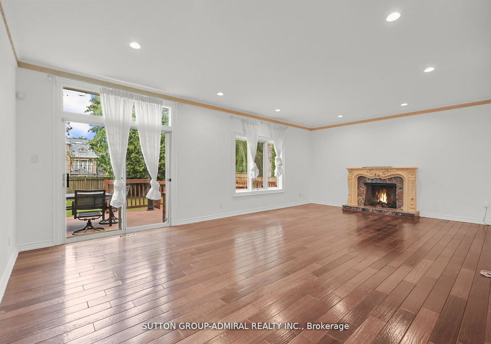 48-berkindale-drive-toronto-north-york-ontario-c13636408