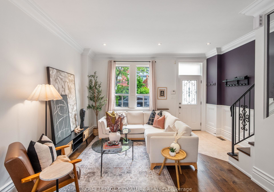 4-whitaker-avenue-toronto-toronto-ontario-c13636522