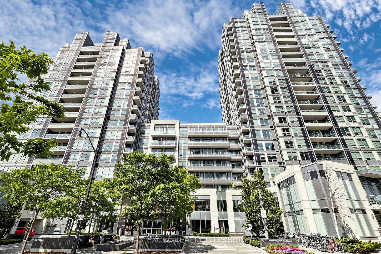 120-harrison-garden-boulevard-toronto-north-york-ontario-c13636772