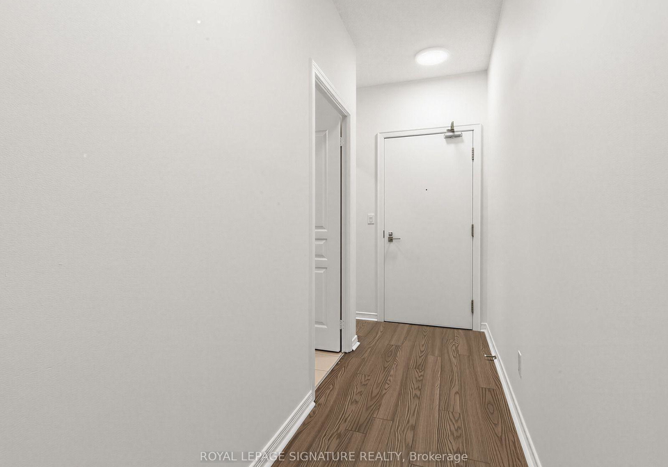 352-front-street-toronto-toronto-ontario-c13637028