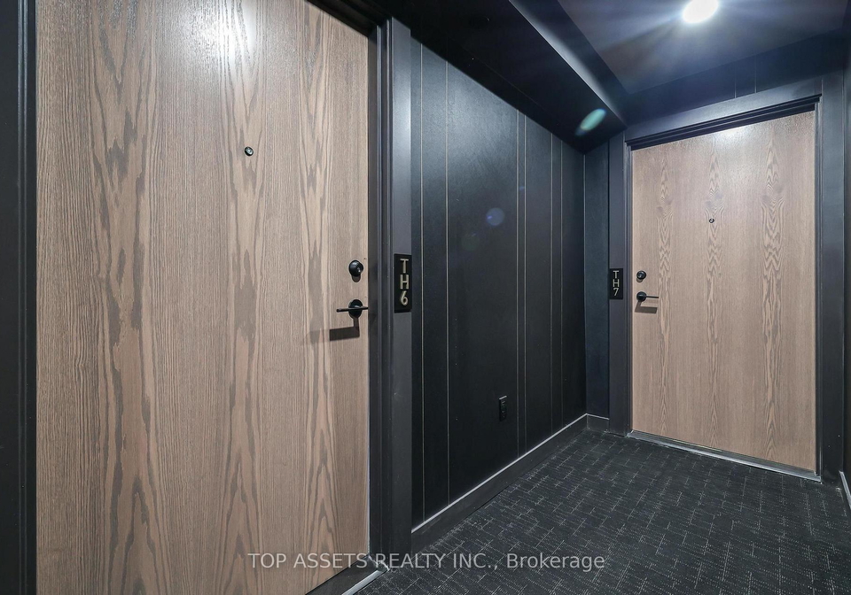 55-charles-street-e-toronto-toronto-ontario-c13637098