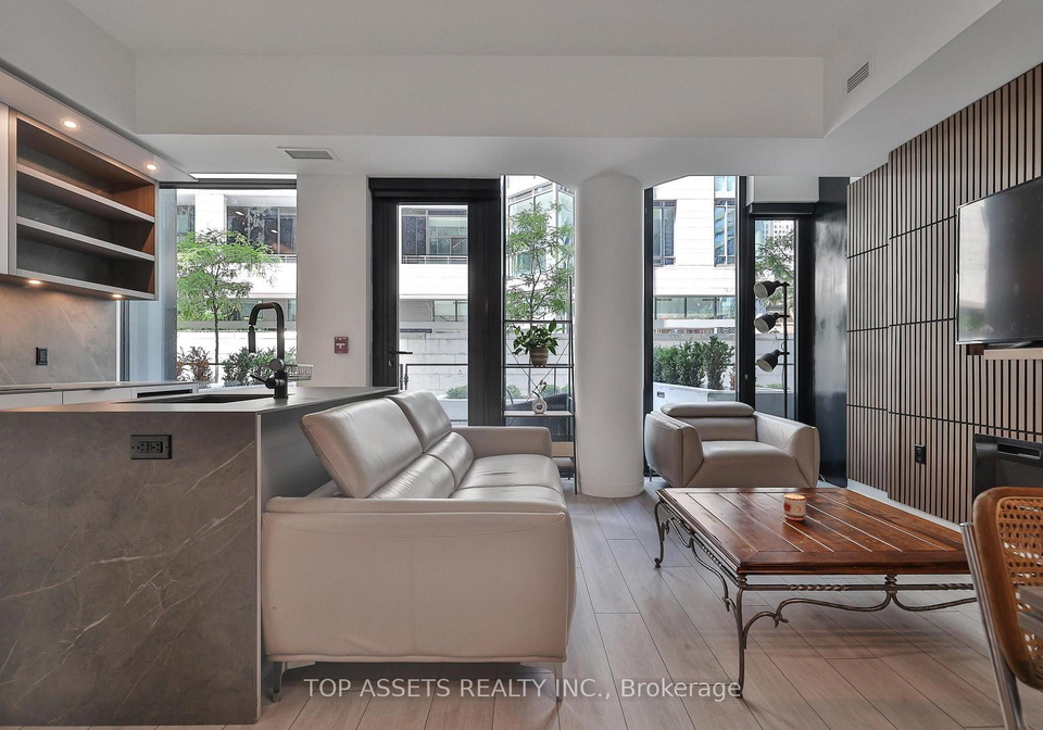 55-charles-street-e-toronto-toronto-ontario-c13637098