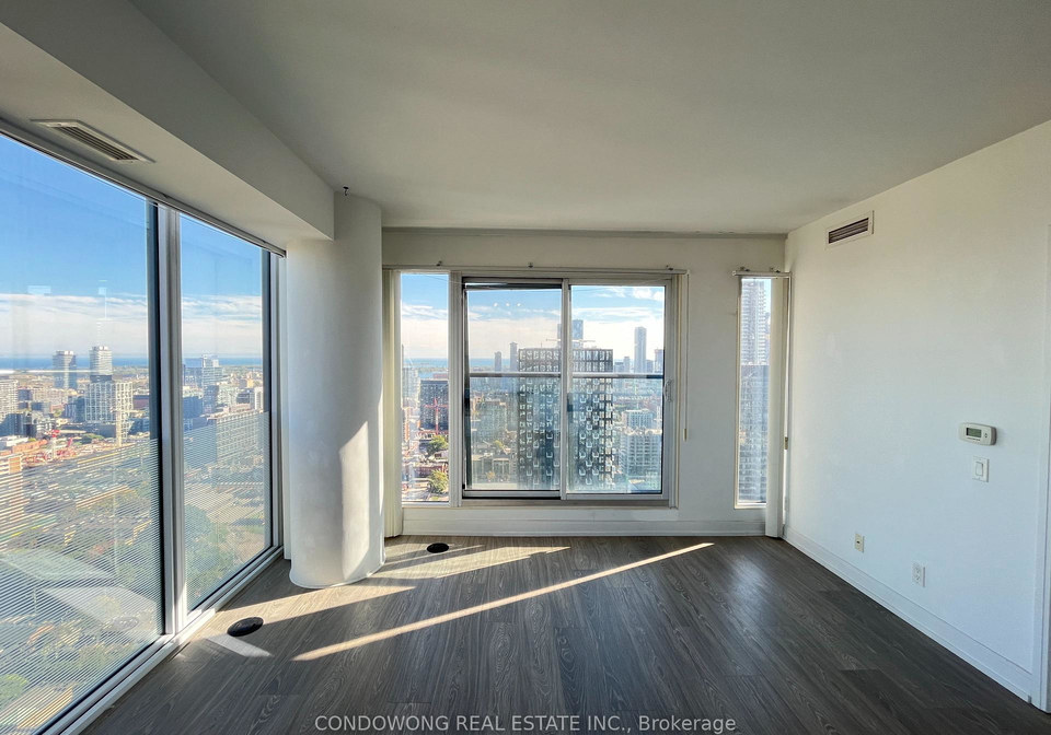 181-dundas-street-e-toronto-toronto-ontario-c13637142