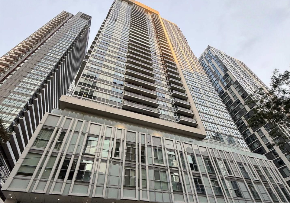 77-mutual-street-toronto-toronto-ontario-c13637202