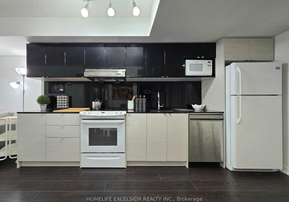 72-esther-shiner-boulevard-toronto-north-york-ontario-c13637300