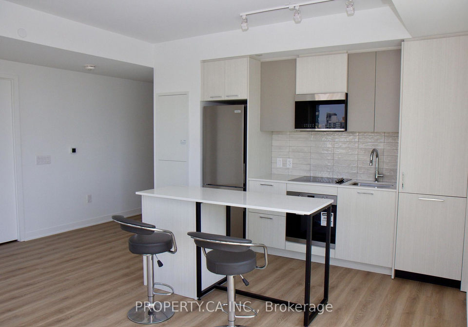 10-oak-street-toronto-toronto-ontario-c13637432