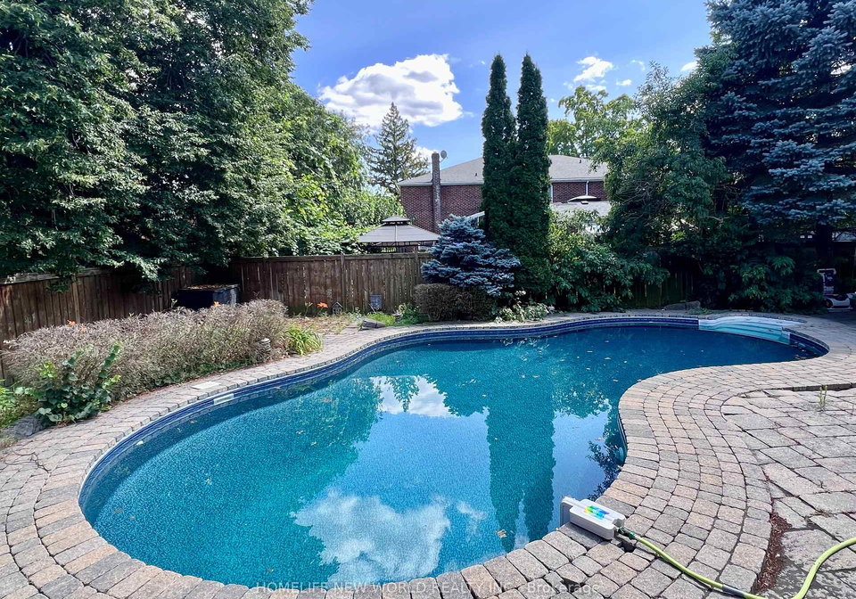 5-junewood-crescent-toronto-north-york-ontario-c13637450