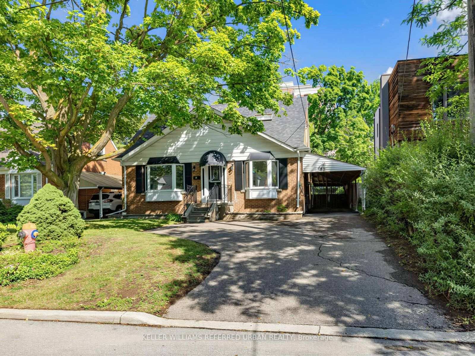32-granlea-road-toronto-north-york-ontario-c13637510