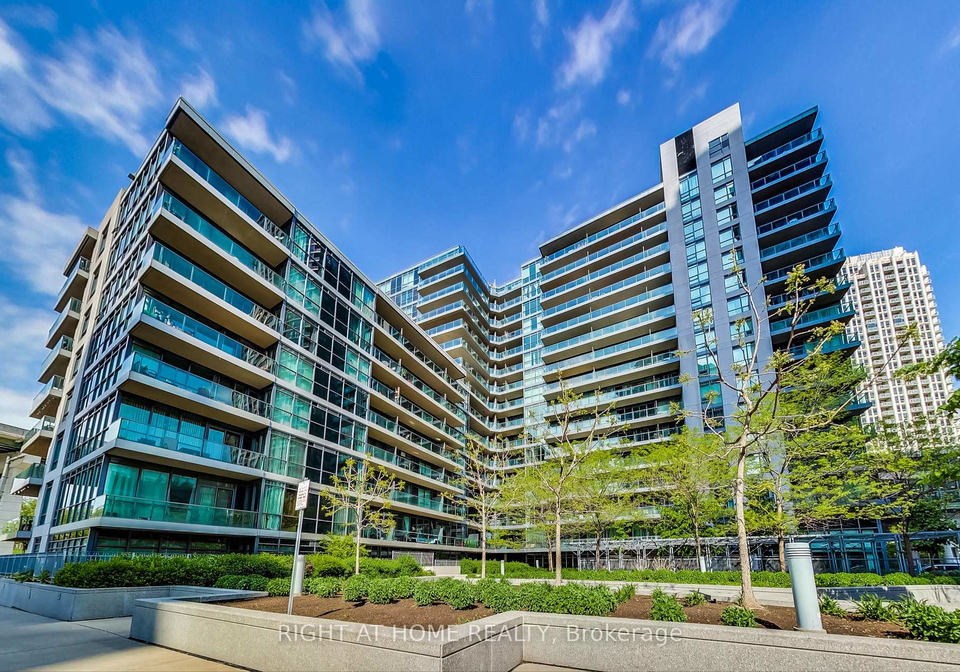 209-fort-york-boulevard-s-toronto-toronto-ontario-c13637564