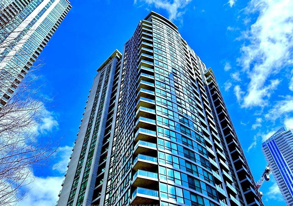 12-yonge-street-toronto-toronto-ontario-c13637570