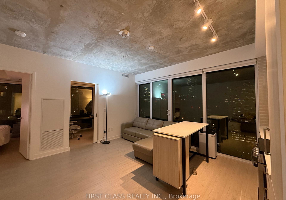 65-mutual-street-toronto-toronto-ontario-c13637644