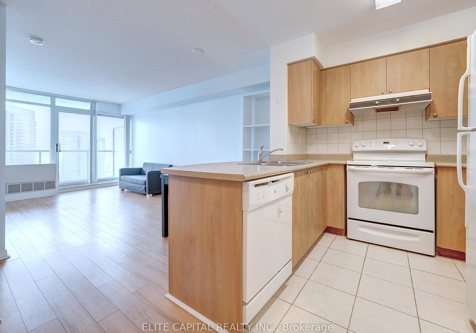 5508-yonge-street-toronto-toronto-ontario-c13637646