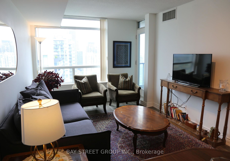 30-harrison-garden-boulevard-toronto-north-york-ontario-c13637704