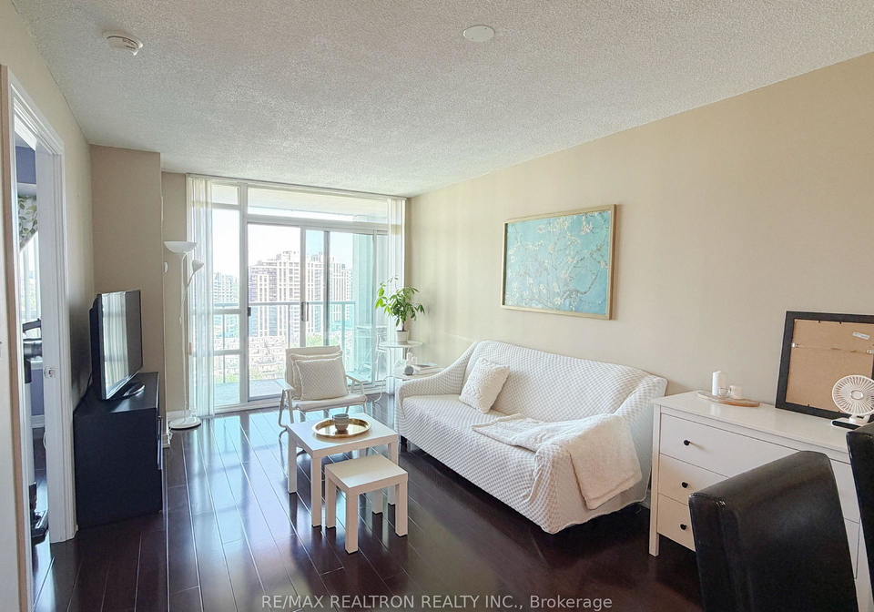 18-harrison-garden-boulevard-toronto-north-york-ontario-c13637734