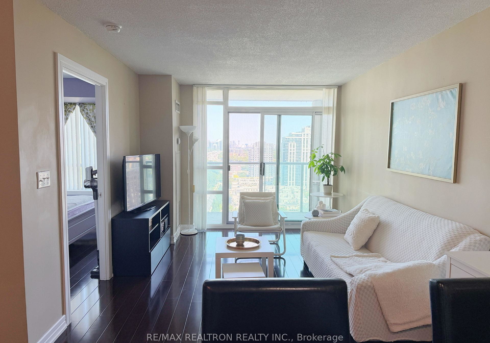 18-harrison-garden-boulevard-toronto-north-york-ontario-c13637734