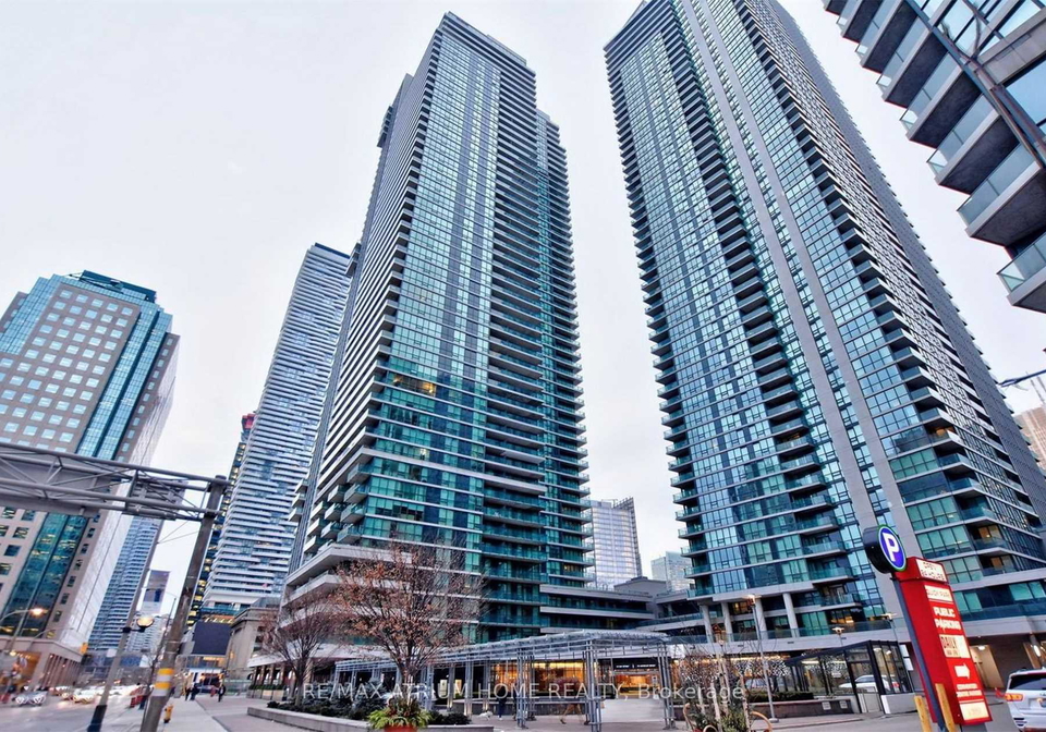 33-bay-street-toronto-toronto-ontario-c13637804
