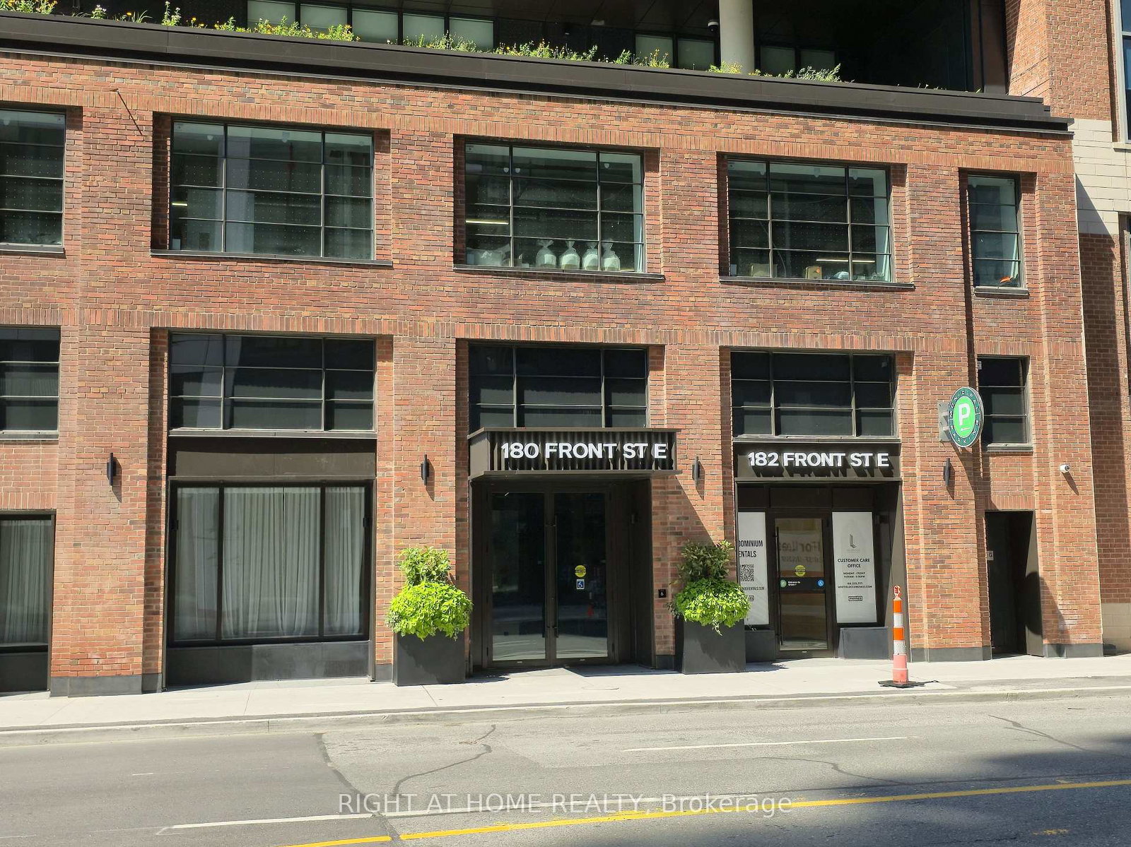 180-front-street-e-toronto-toronto-ontario-c13637820